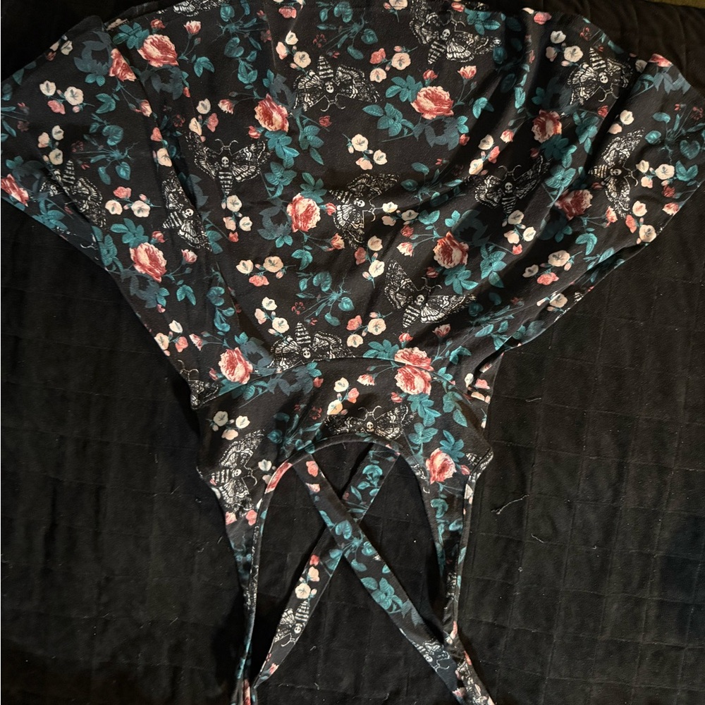 Floral Print pinafore skirt with Cross Back